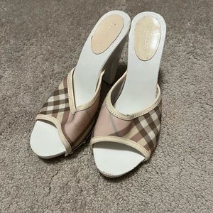 Burberry women shoes